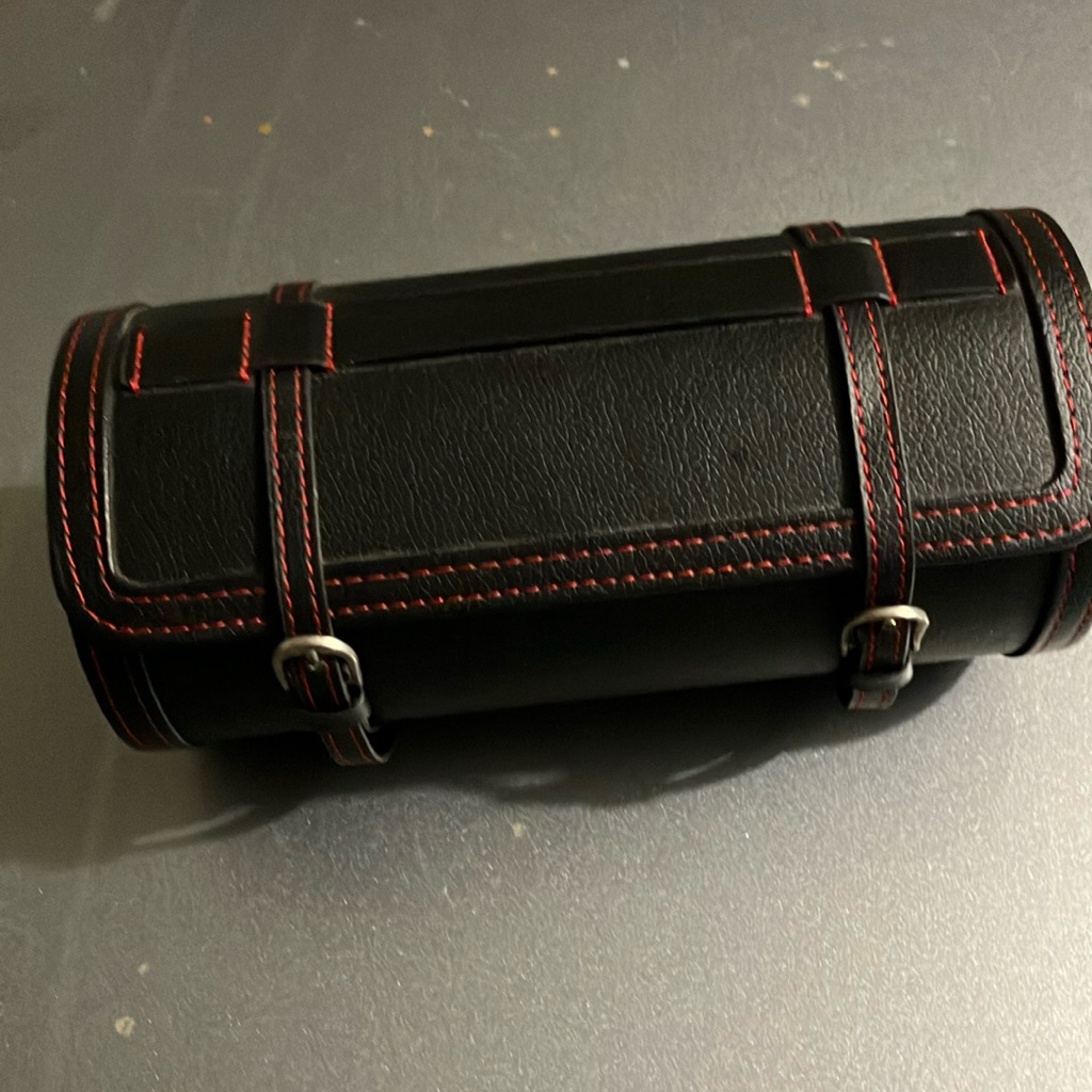 Watch Holder Holds 3 Watches